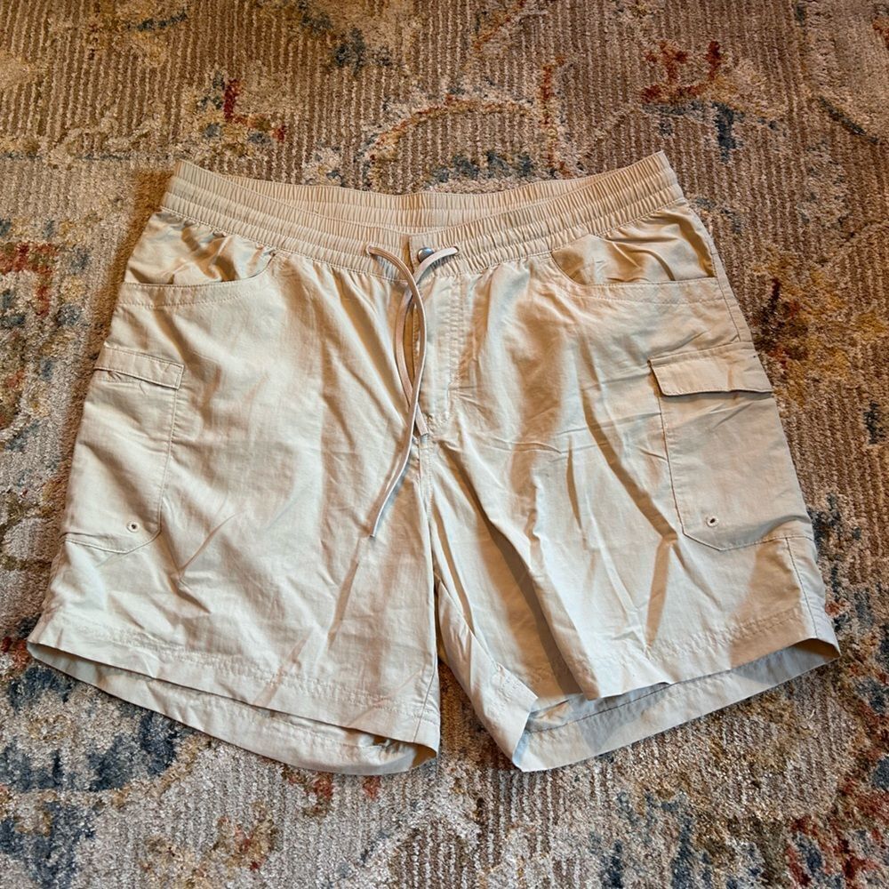 Columbia Women's Tan Shorts